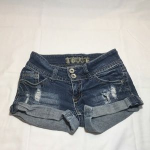 Truce Distressed Cuffed Dark Wash Denim Jean Shorts Size 3 Summer Basic